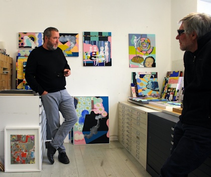 Tom Kristen und Galerist Dr. Wolf Erdel im Atelier