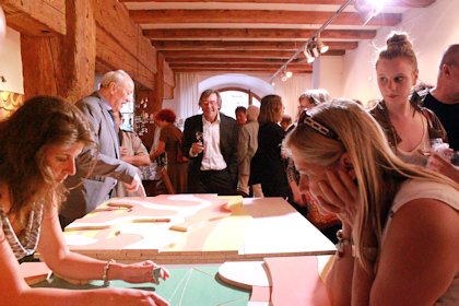 Ausstellungseröffnung Juan Fernando de Laiglesia: Die Werkstatt des Weltenschöpfes in der Galerie Regensburg